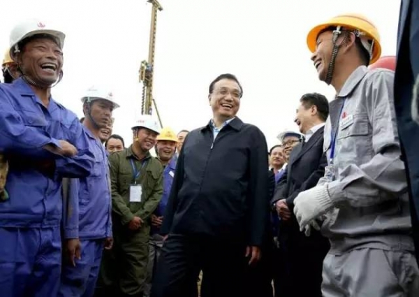 总理为建筑业力减重负,将盘活万亿资金